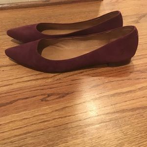 Frye Sienna Suede Pointed Flat in Wine